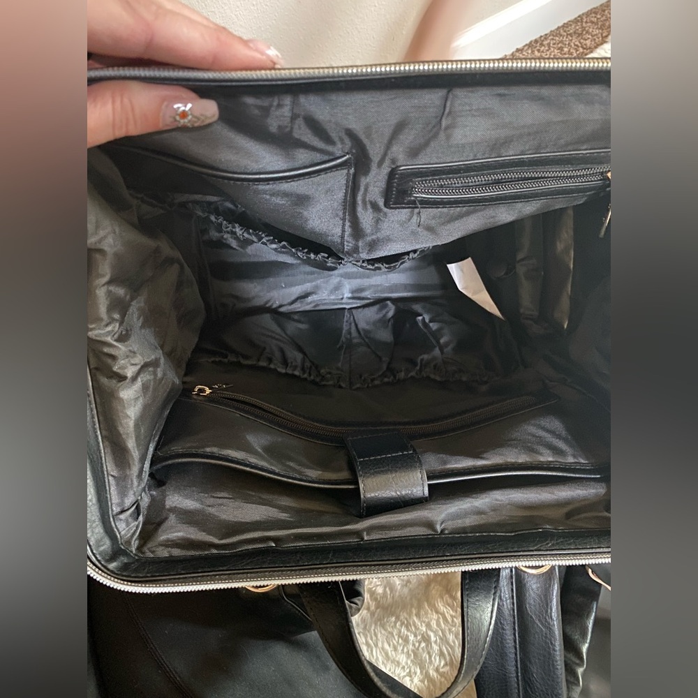 BEIS Revolve Backpack Diaper Bag Lightweight Black - Picture 7 of 7